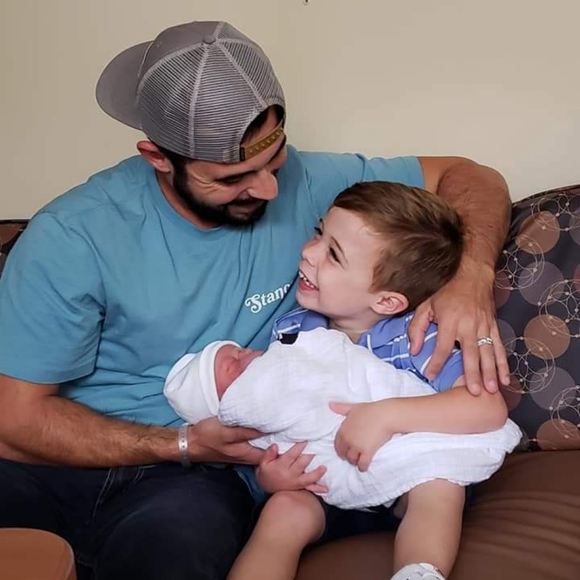 Meet your Posher, Ryan - Picture 2 of 3